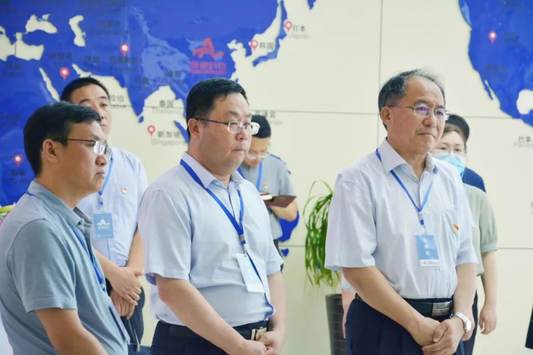 山東工業(yè)技師學(xué)院蒞臨奧卓科技開展主題黨日進(jìn)企業(yè)活動